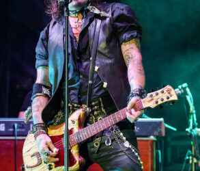 Prototypes live with Johnny Depp